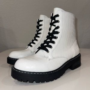 Sugar Kaedy White Croco Combat Boots